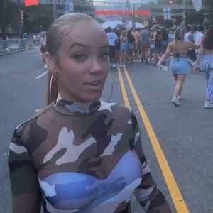 Meet your Posher, Diana